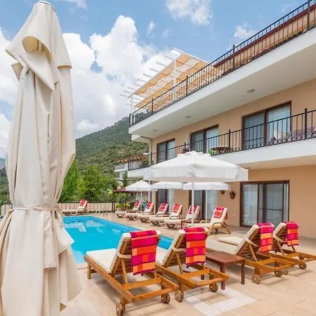 Cennet Bahcesi Villa
